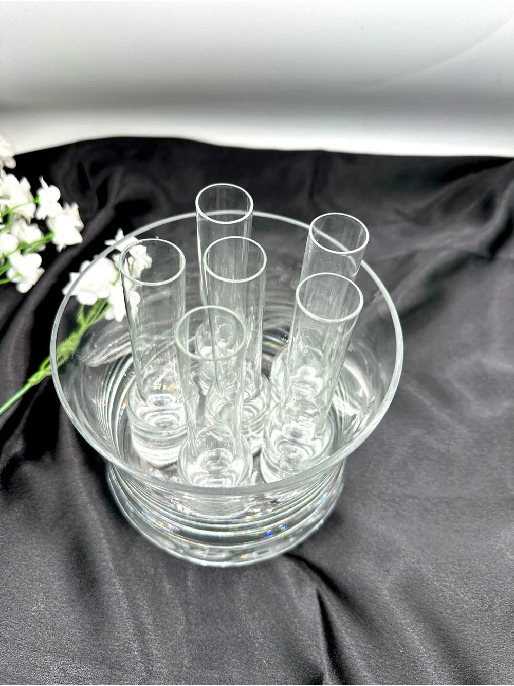 Pier 1 Imports 6 Shot Glasse Chillers in Clear Glass Ice Bucket.